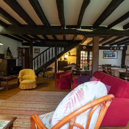 Altzugarria, Ancienne Ferme Basque, Authentique Et Familiale A Ferienhaus