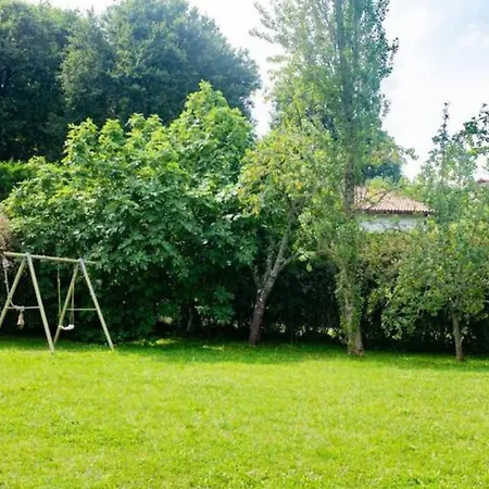 Altzugarria, Ancienne Ferme Basque, Authentique Et Familiale A Holiday home Sare